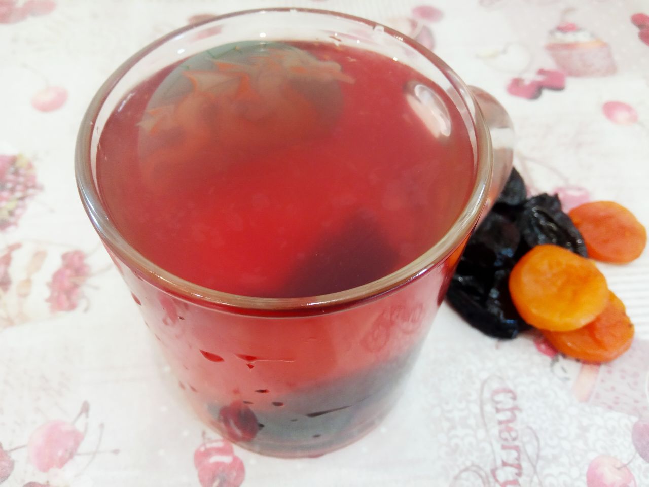 Компот из чернослива и кураги