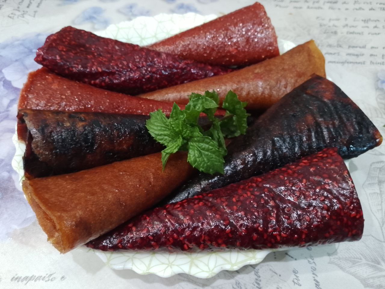 Домашняя пастила из яблок и ягод, в электросушилке