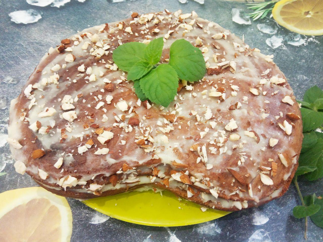 Простой рецепт шоколадного пирога с яблоками и заварным кремом