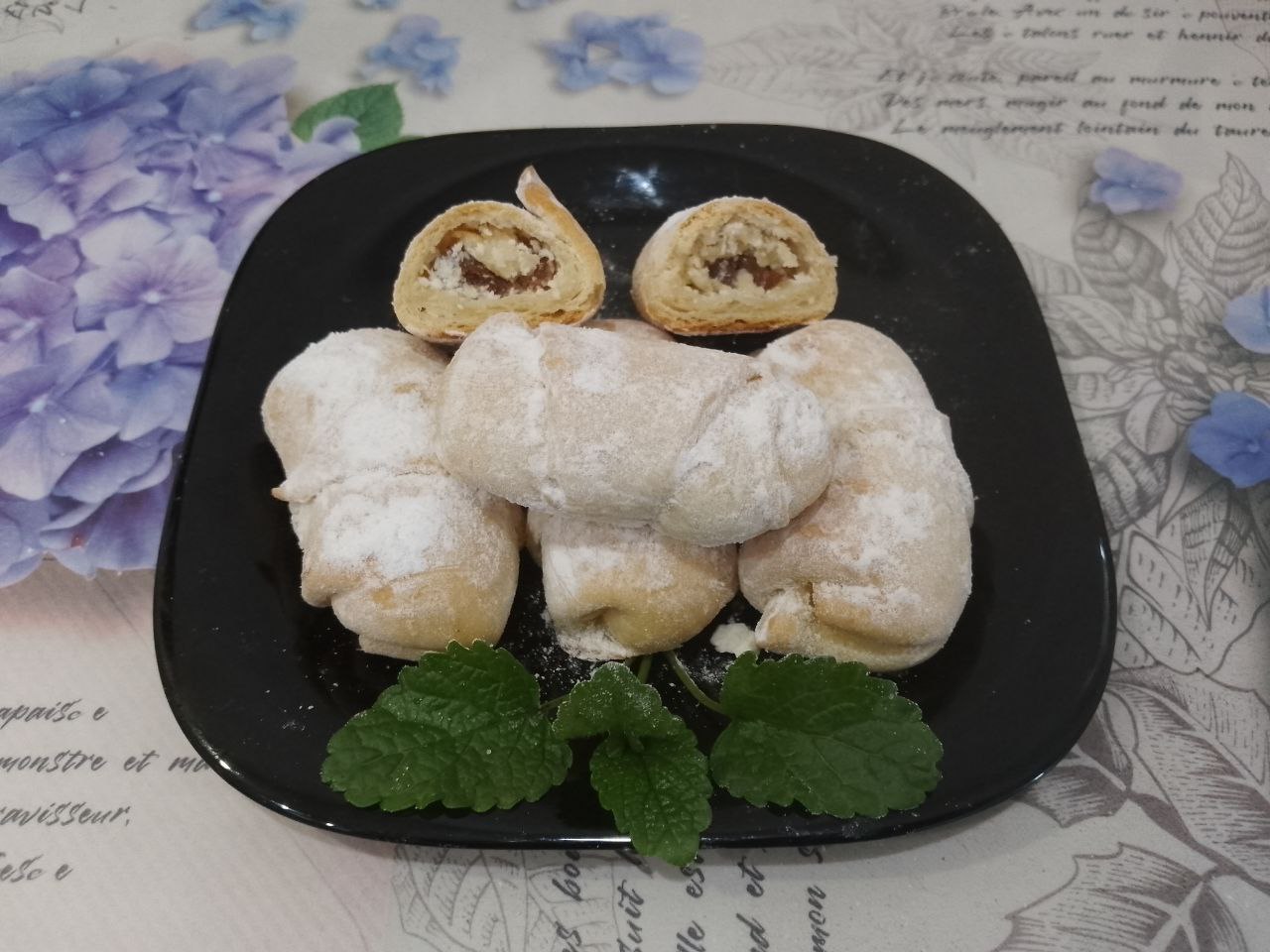 Нежное и воздушное печенье с творожной начинкой