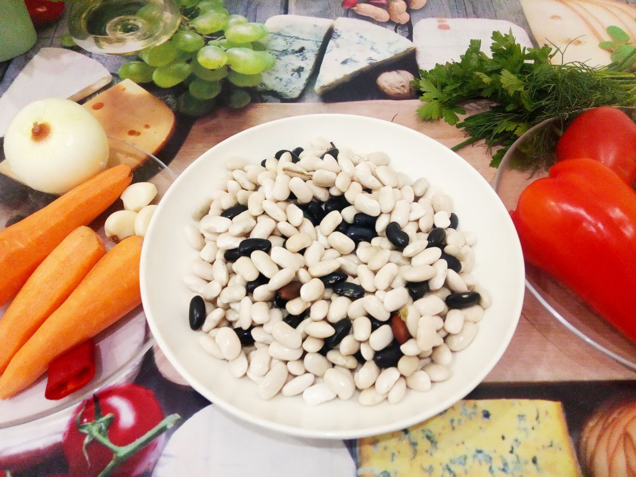Тушеная фасоль с овощами, вкусно и сытно