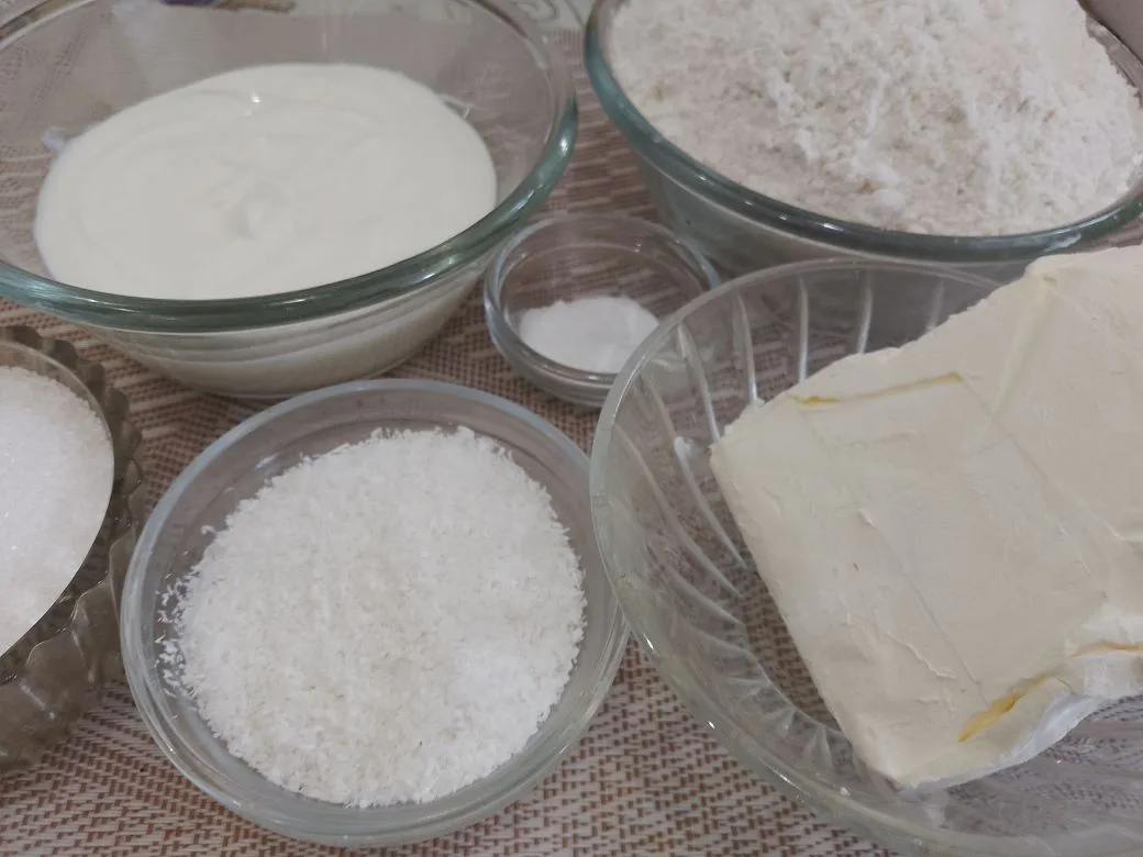 Простой рецепт печенья с кокосовой стружкой, без яиц