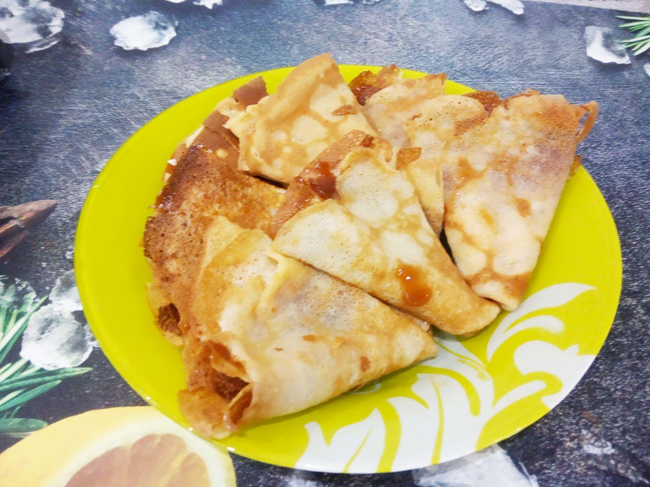 Нежные блинчики с вареным сгущенным молоком
