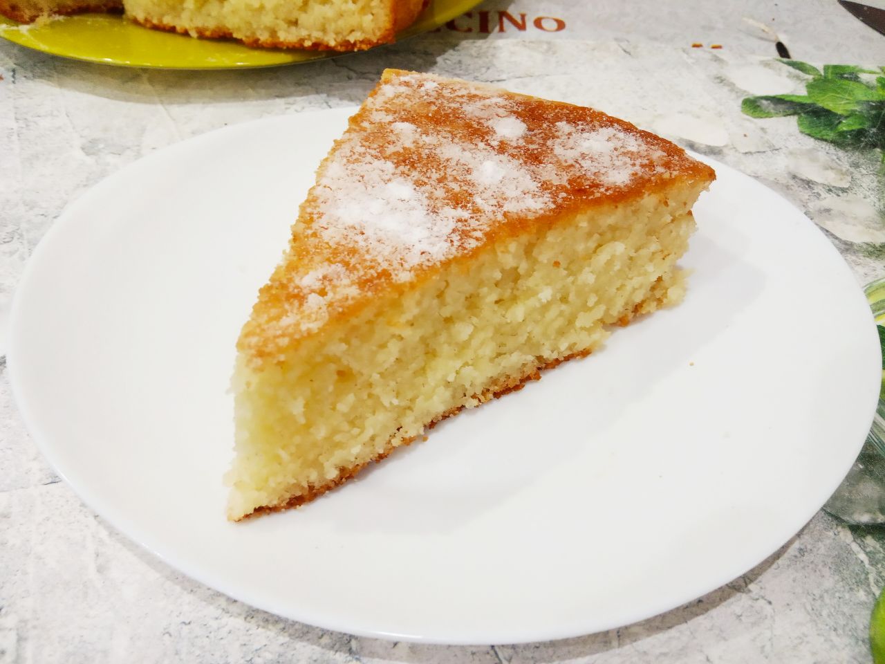 Манный пирог воздушный и мягкий, простой и вкусный