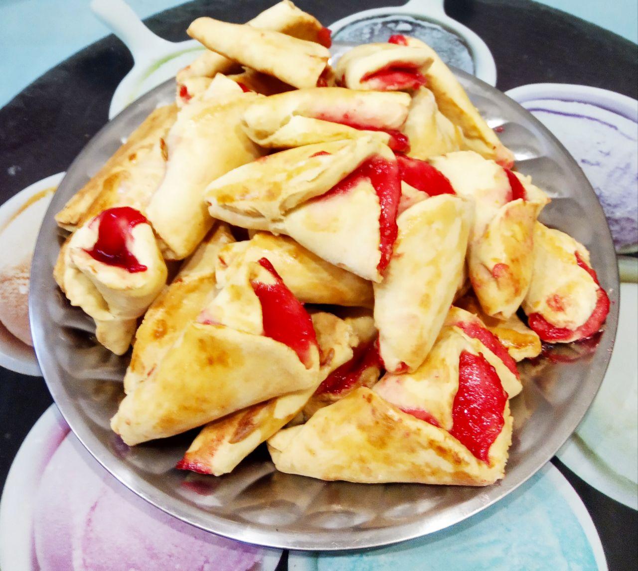 Печенье с джемом из белкового теста