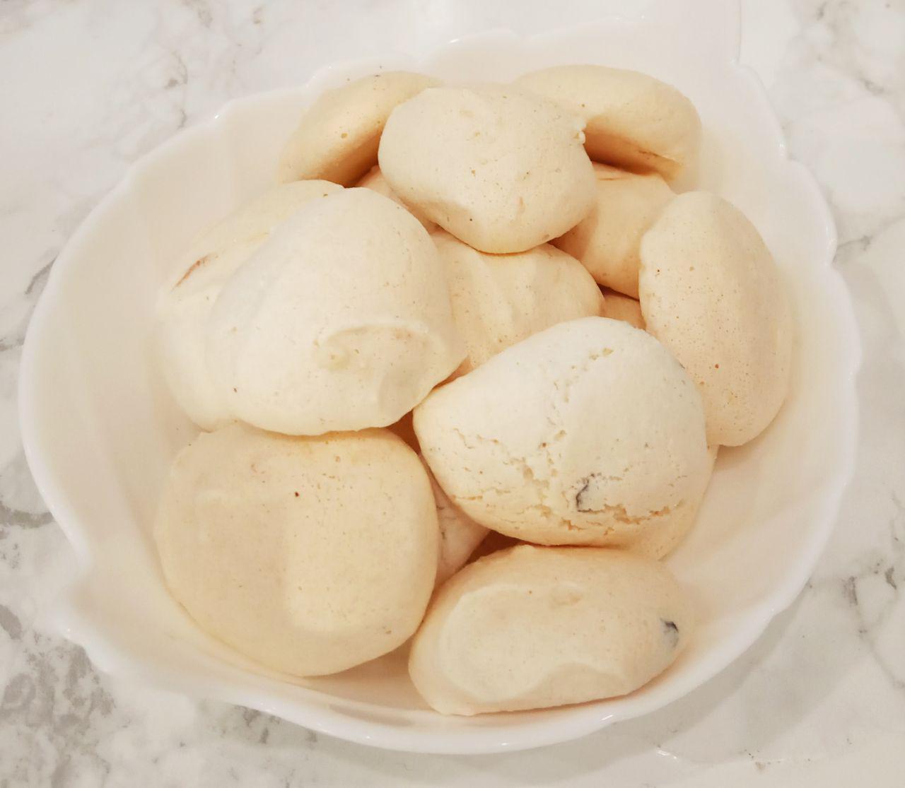 Белковое печенье с кокосовой стружкой