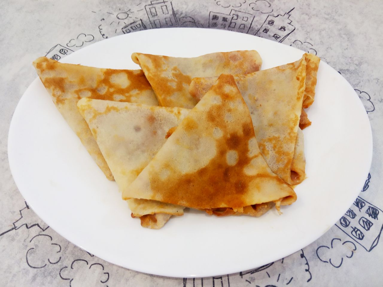 Блинчики с начинкой из вареного сгущенного молока