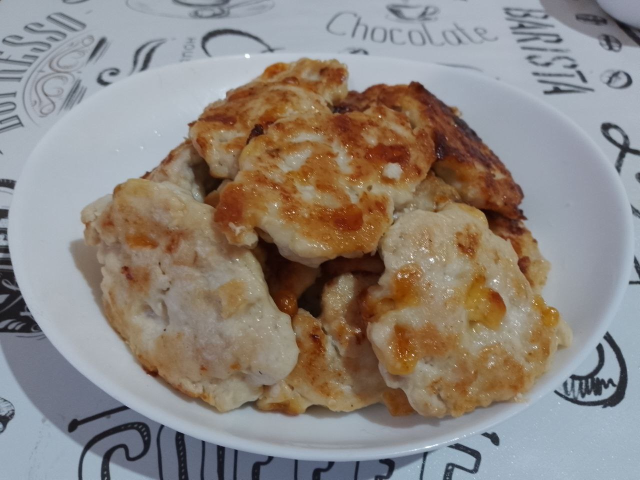 Котлеты из рубленого куриного филе и сыра