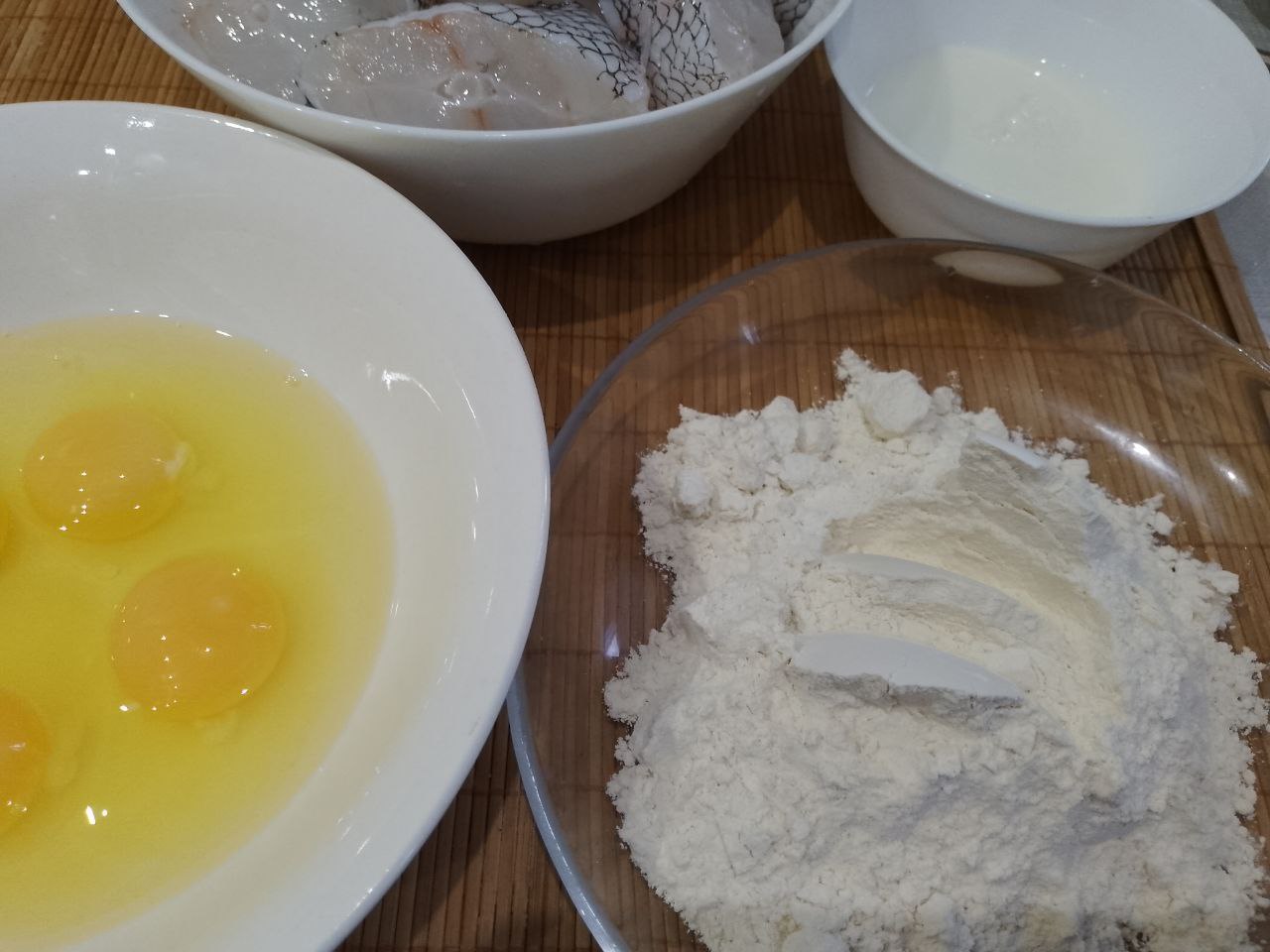 Рыбный стейк в кляре, вкусно и сытно