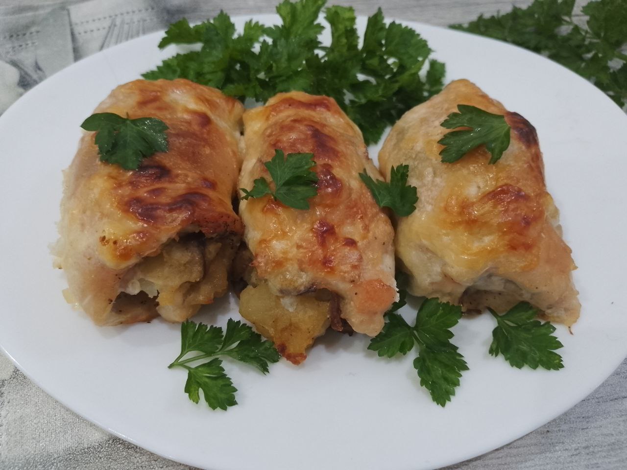 Филе с начинкой из пюре и грибов, в духовке