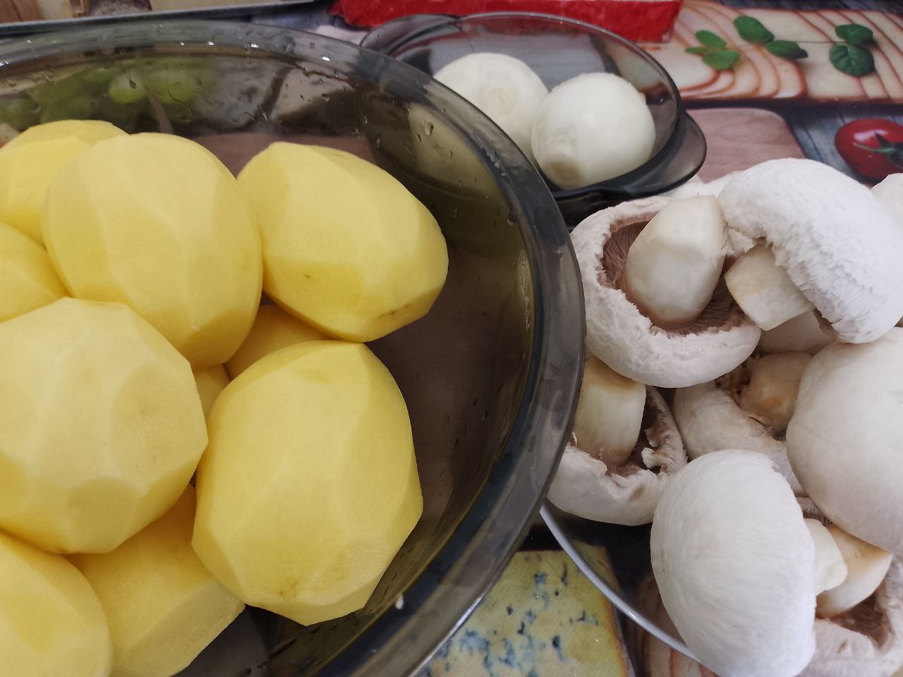 Картофель с обжаренными грибами и луком, просто и вкусно