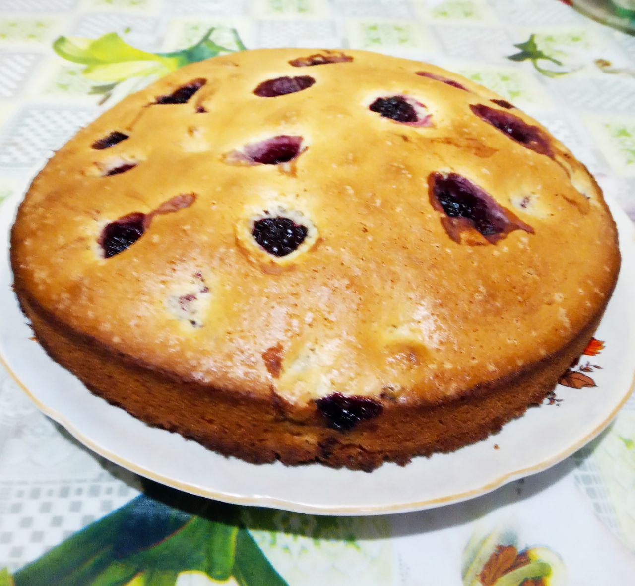 Пирог с ежевикой, нежный и вкусный