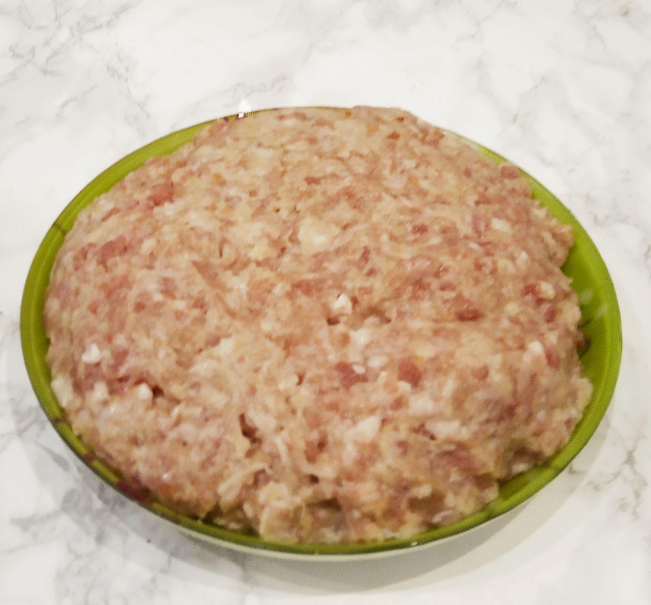 Сочные мясные гнезда с начинкой