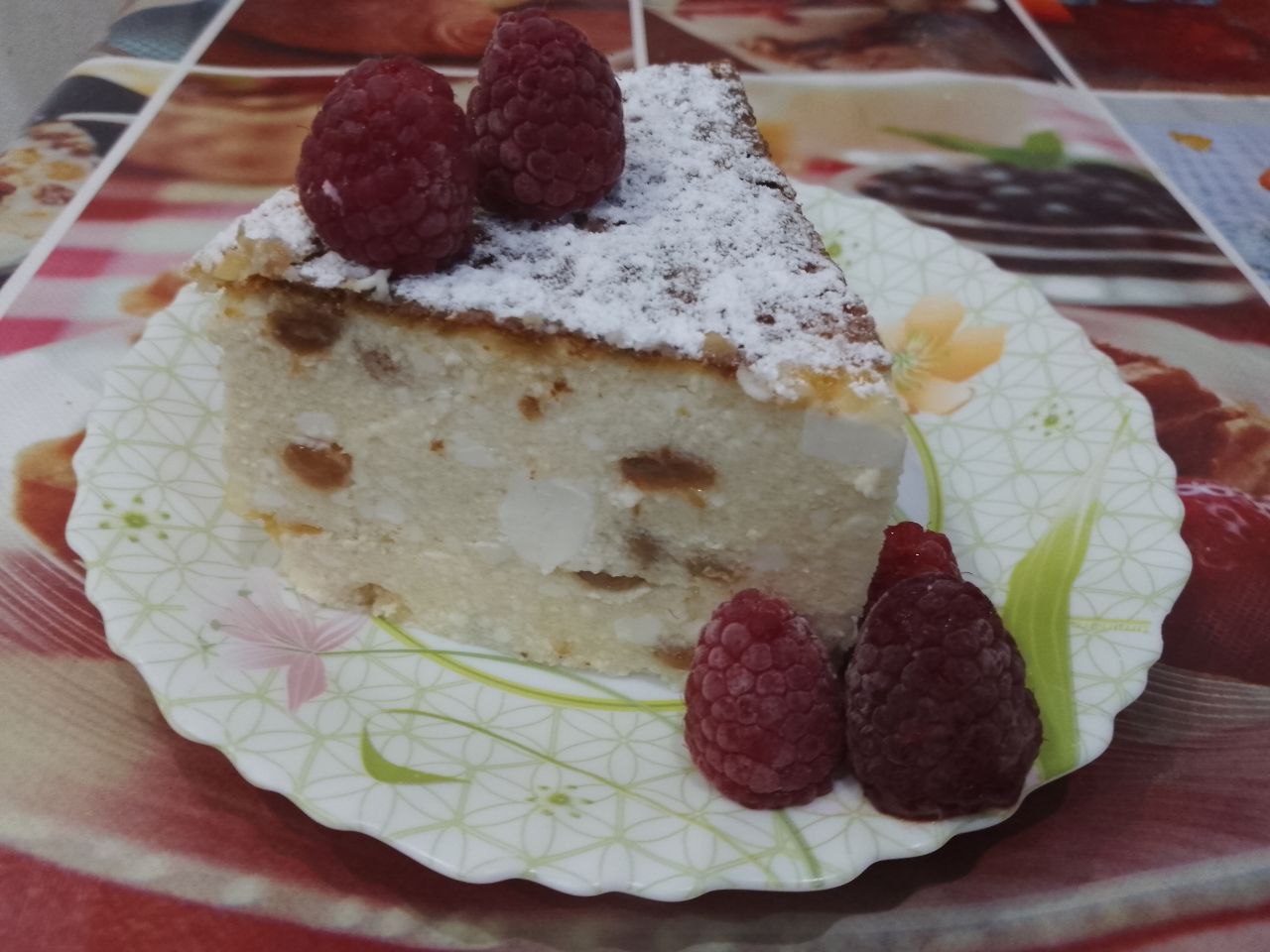 Творожная запеканка с изюмом, нежная и вкусная