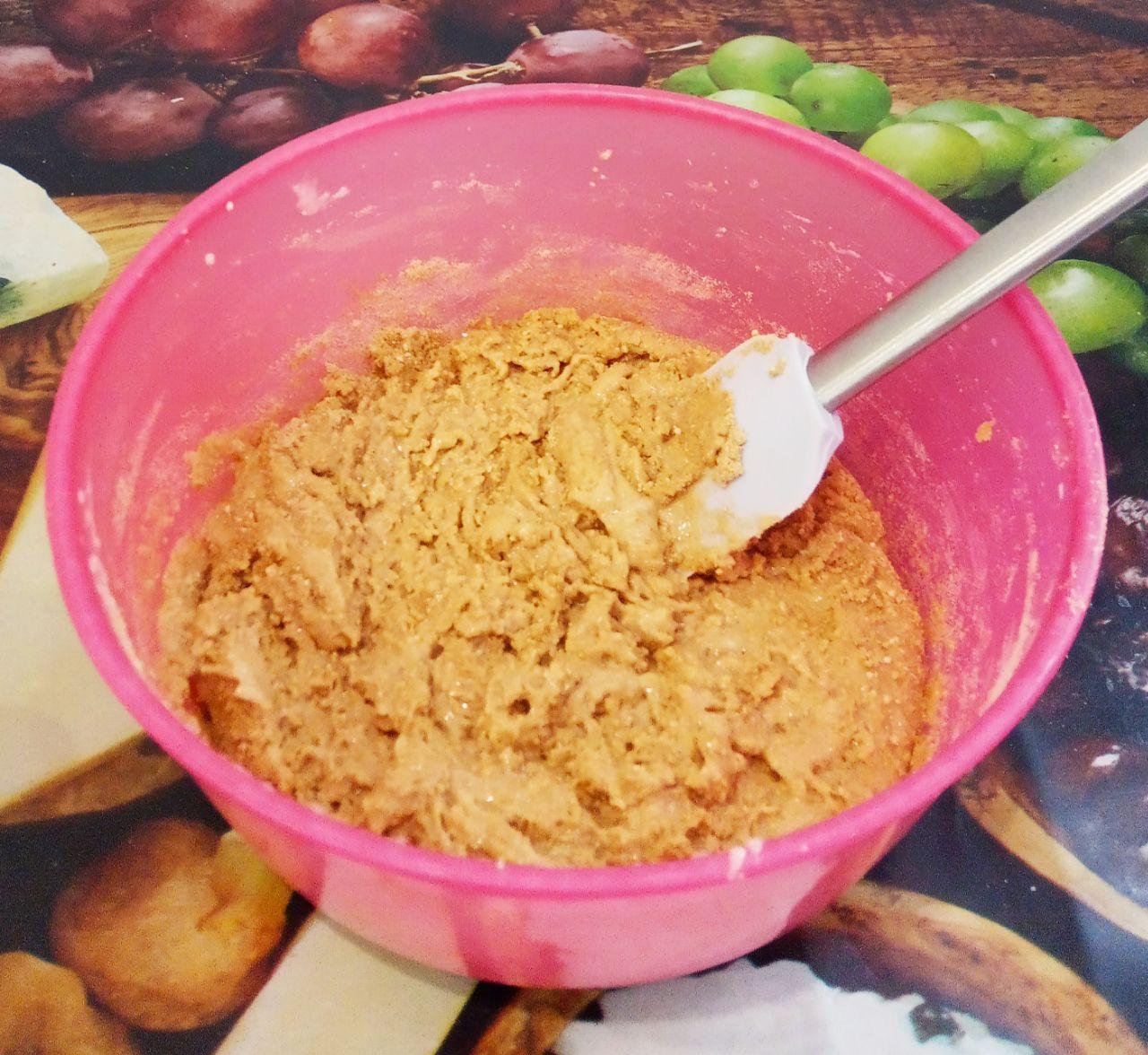 Торт из сухарей, с нежным заварным кремом, просто и вкусно: Массу хорошо размешиваем.